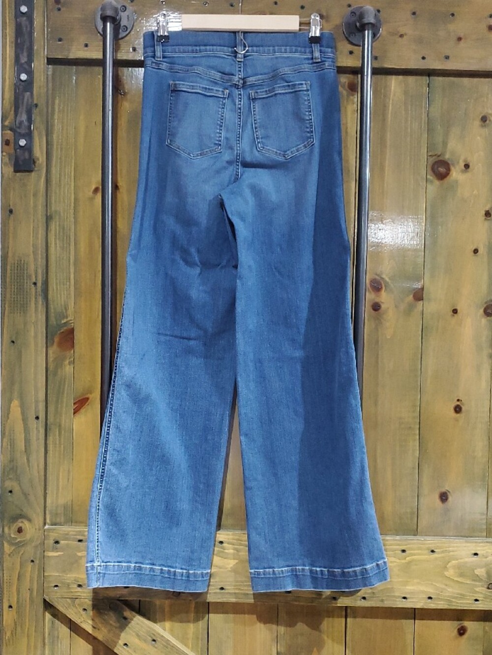SPANX Wide-Leg Flare Jeans in Medium Blue Stretch - Picture 5 of 6